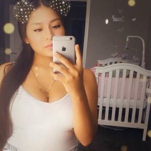 Meet your Posher, Liz